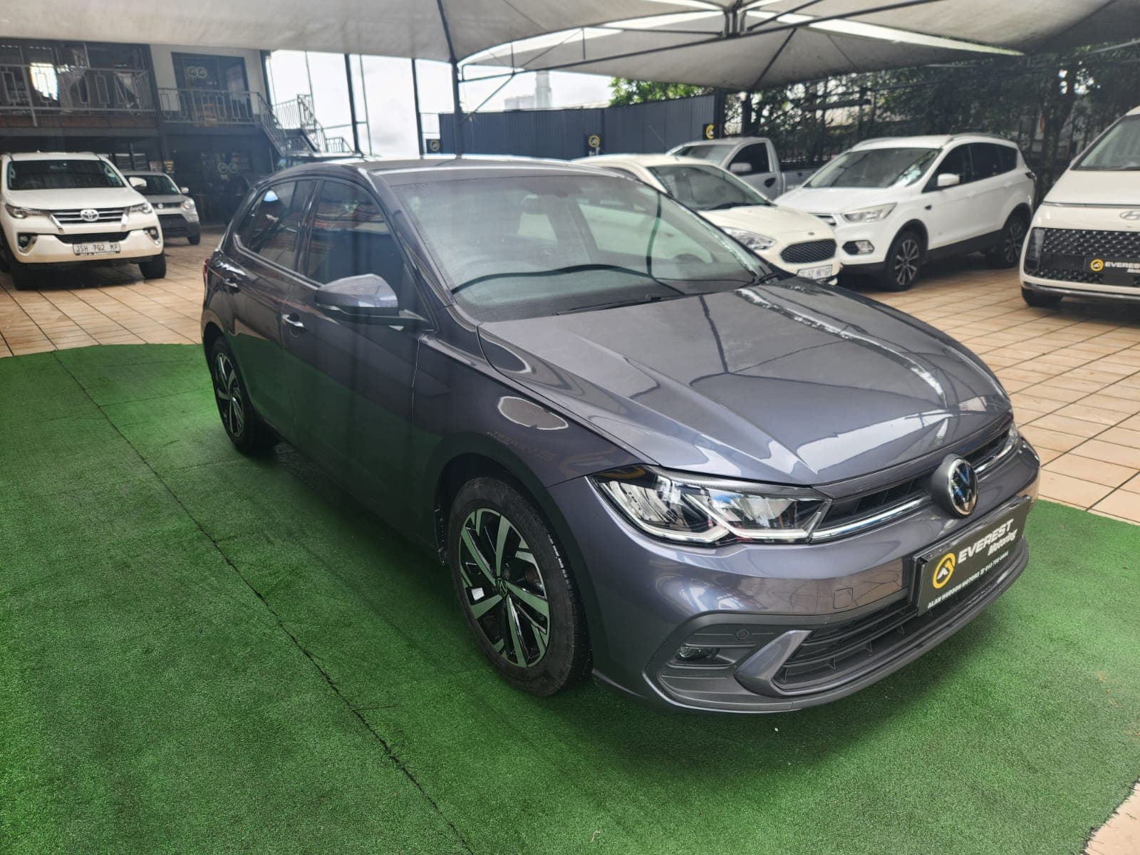 2023 Volkswagen Polo 1.0 TSI Life - view 6