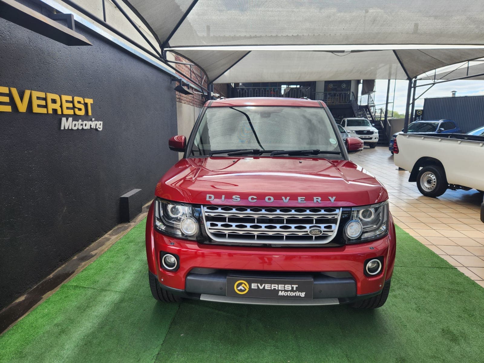 2014 Land Rover Discovery 4 3.0 TD | SD V6 HSE - view 4