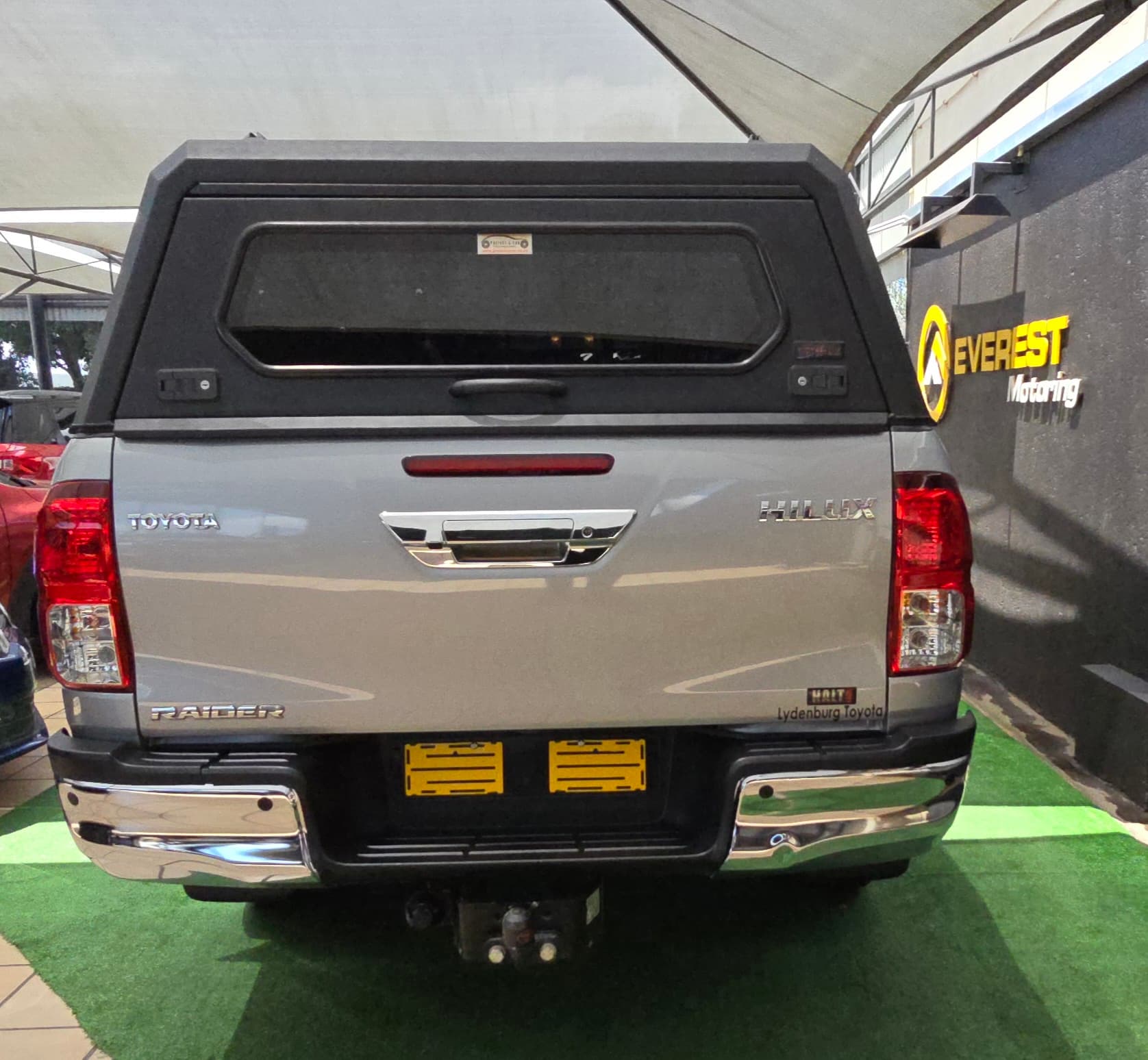 2024 Toyota Hilux 2.4 GD-6 Raised Body Raider Auto Double-Cab - view 8