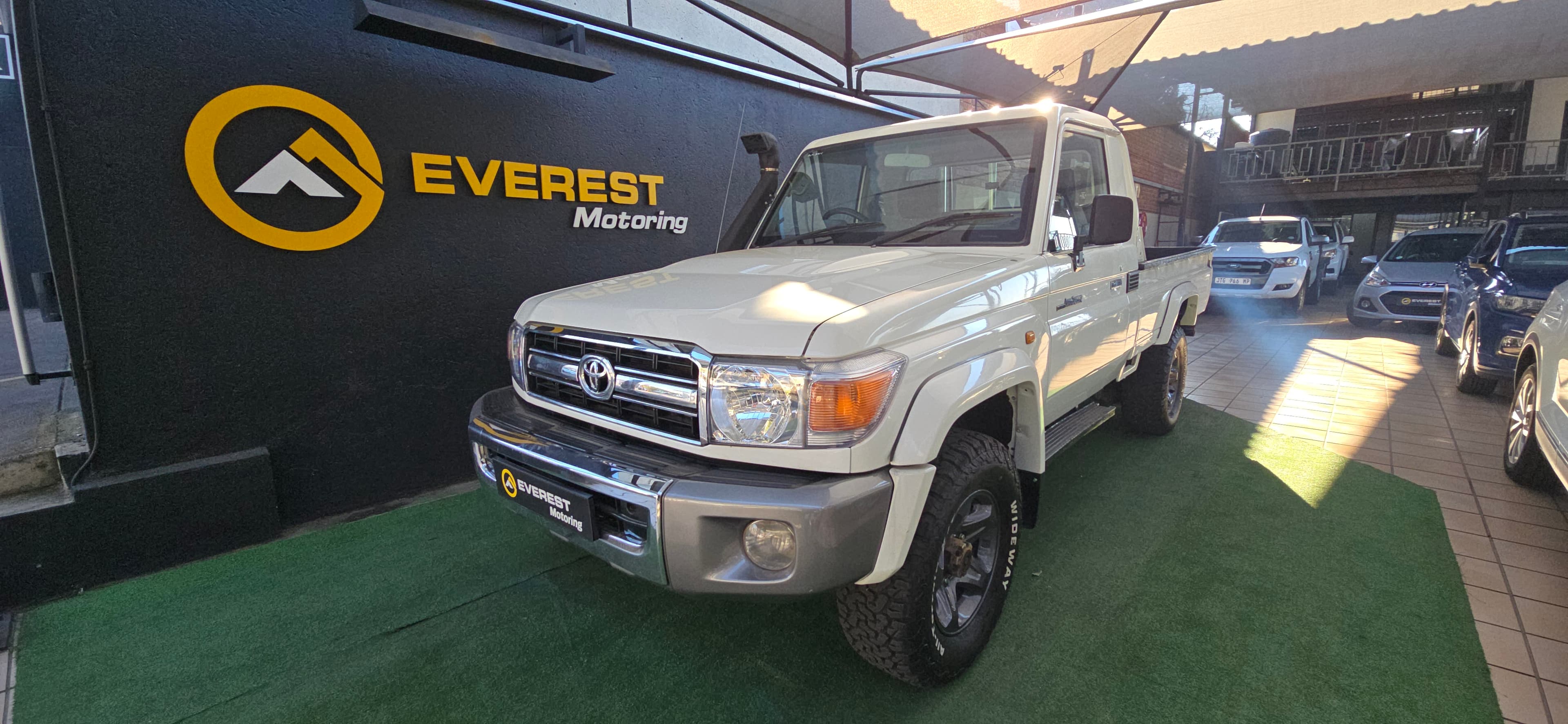 Toyota Land Cruiser 79 4.2D P/U S/C